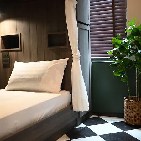 Klyde Boutique - Chatuchak-3