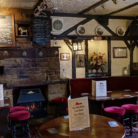 The Old White Lion Hotel-3