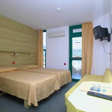 Siesta & Juniper Hote-2