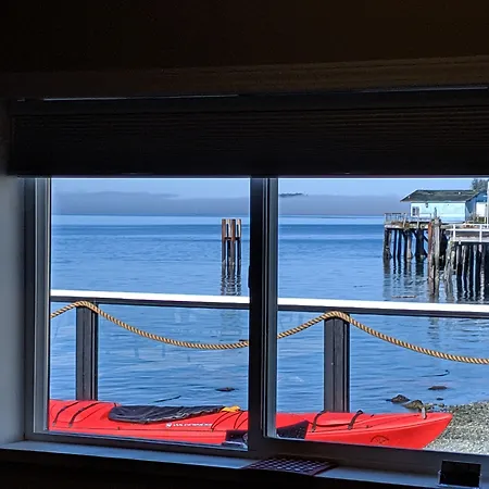 Nimpkish Hotel-2