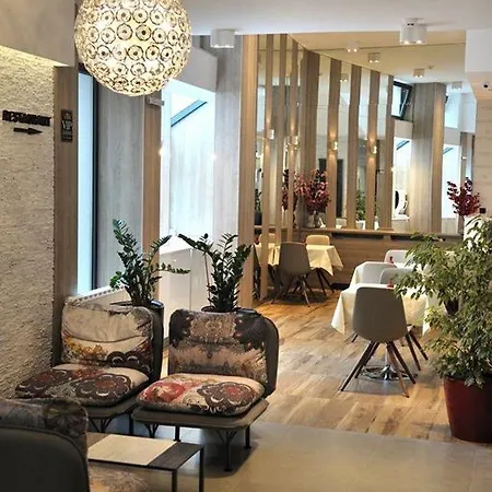 Hotel Vip-2