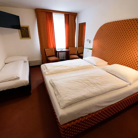 Burg-Hotel & Hostel Cochem-2