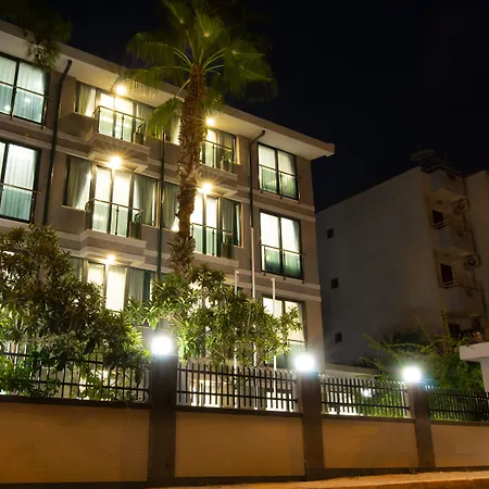 Opera Suites Apart Hotel-3