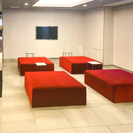 Hotel Livemax Yokohama Stadium Mae-2