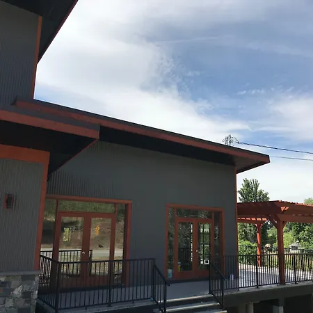 Wesbert Winery & Guest Suites-2