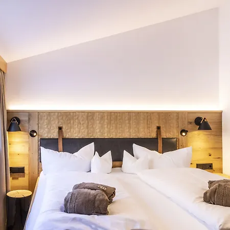 Alpen Hotel Post-2