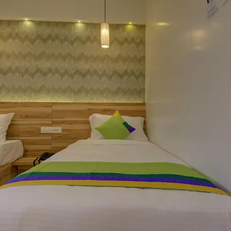 Hotel Amisha International-3