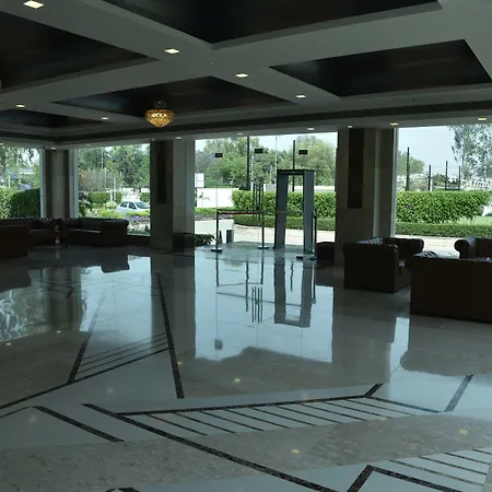 Udman Luxe-2