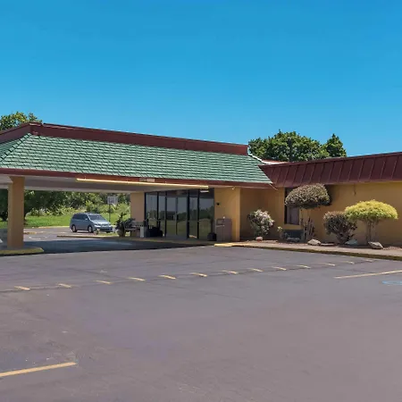 Econo Lodge High Point - Archdale-2