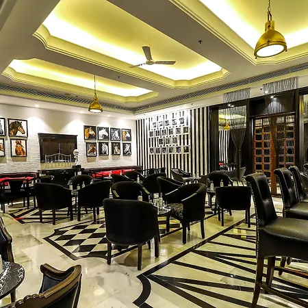 Piccadily Hotel-3