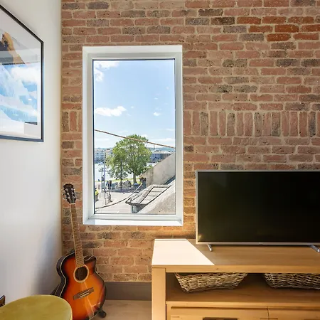 Macs Townhouse Dungarvan-2