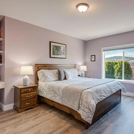Adela'S Bed And Breakfast-3