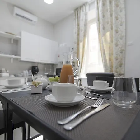 La Chambre-2