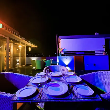 Sky Suites Huda City Center-3