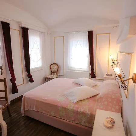 Moshinos Hotel-3