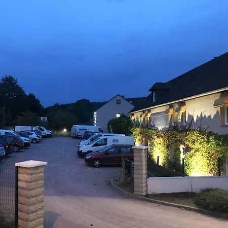 Hotel Les Jardins Du Lac-3