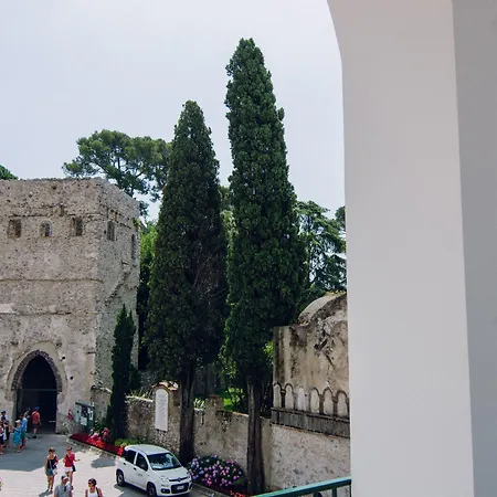 Ravello In-2