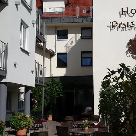 Hotel-Restaurant Pfälzer Hof-3