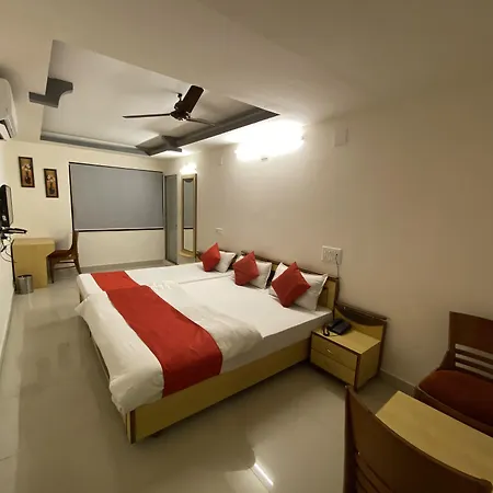 Hotel Riverfront-3
