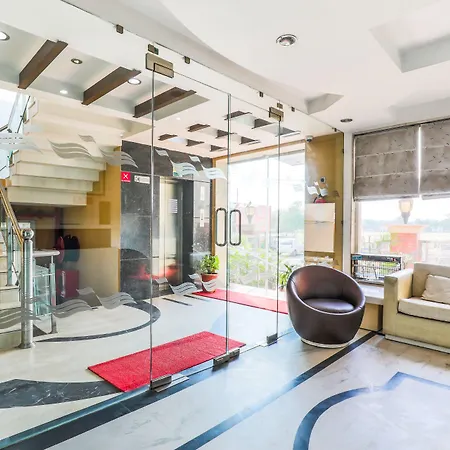 Fabhotel Ocean-3