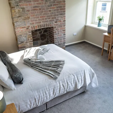 Tredegar Arms Hotel-2