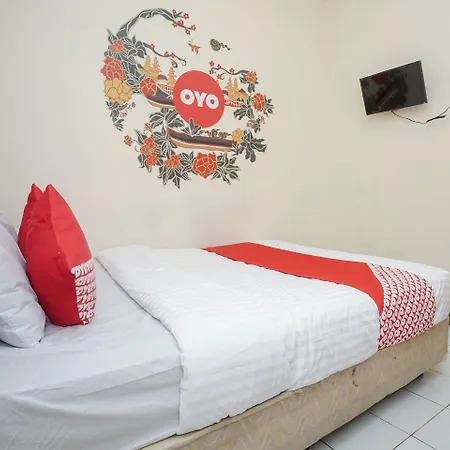 Oyo 448 Hotel Central-3