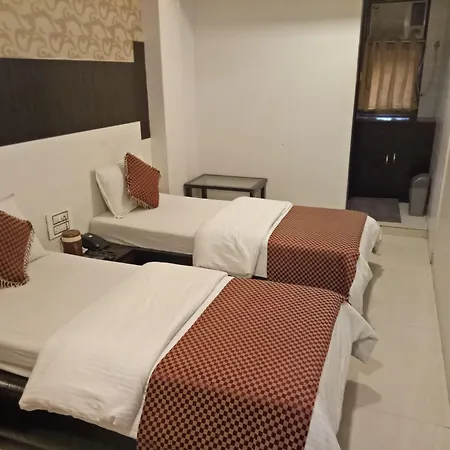 Hotel Navi Mumbai-3