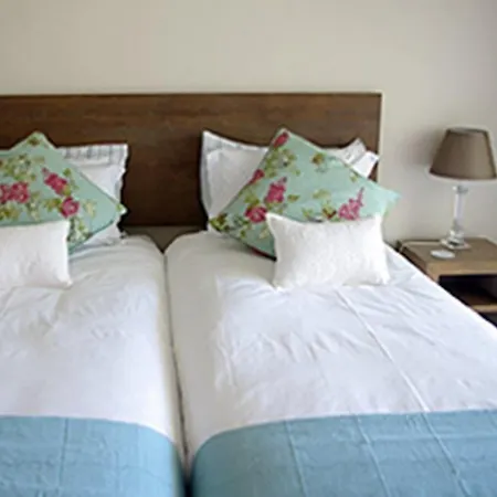 Kowie River Guest House-3