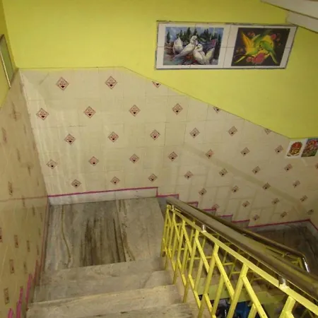 Goroomgo Neelachal Lodge Puri-3