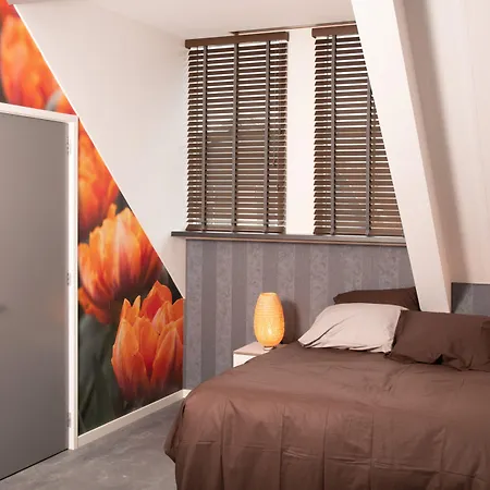 House Of Tulips-3