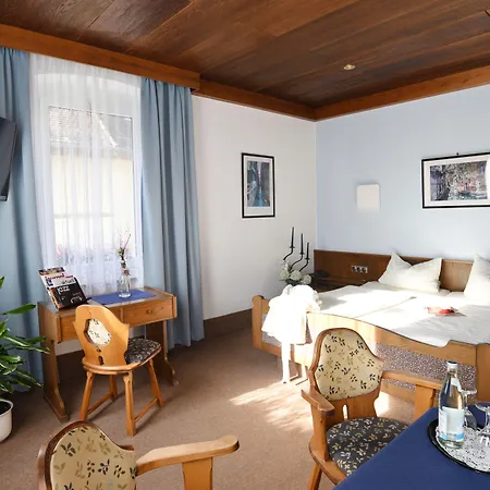 Gasthof&Hotel Goldener Hirsch-3