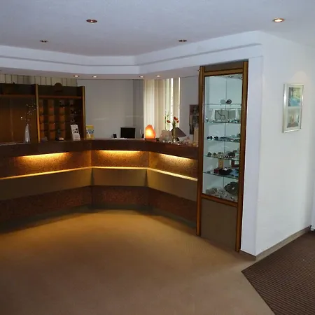 Edelstein Hotel-2