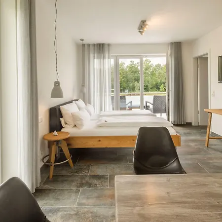 Hotel Hofgut Tiergarten-3