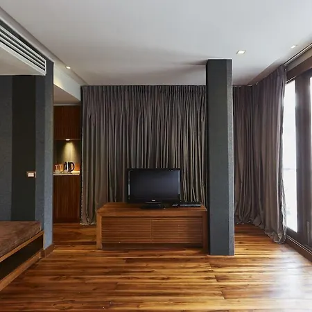 Luxx Langsuan Hotel - Sha Plus-3