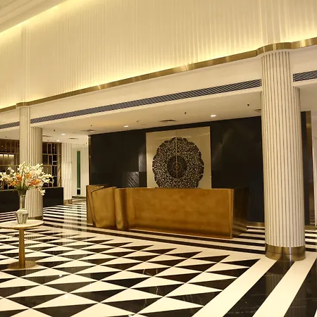 Clarks Inn Suites Raipur-2