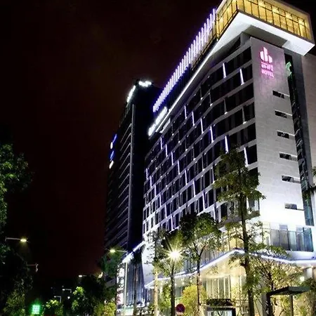 The Summit Hotel-3