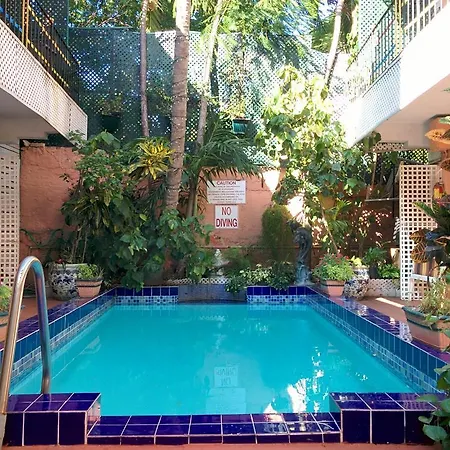 Towne Hotel-3