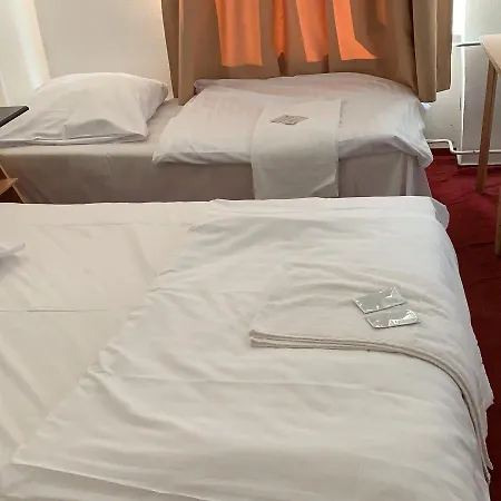 Märkischer Hof Hotel-3