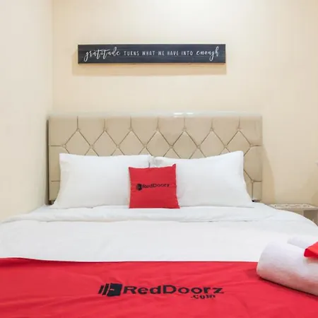 RedDoorz At Tebet Barat 2-3