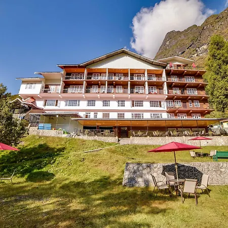 Summit Khangri Karpo Retreat & Spa-2