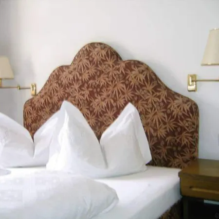 Eintracht Hotel-3