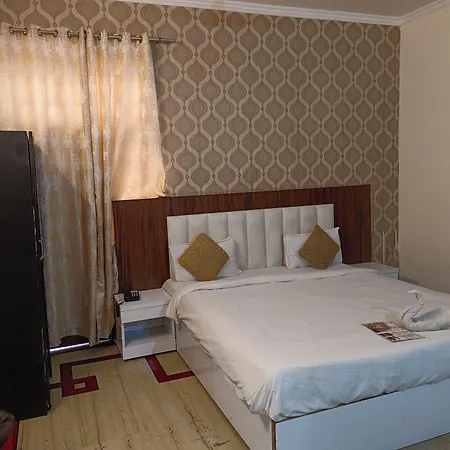Viraj Guest House-3