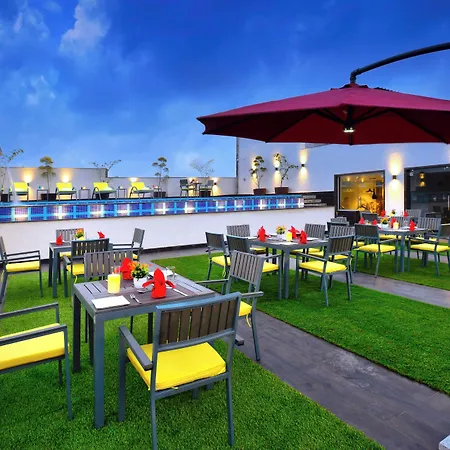 Golden Tulip Agra-3