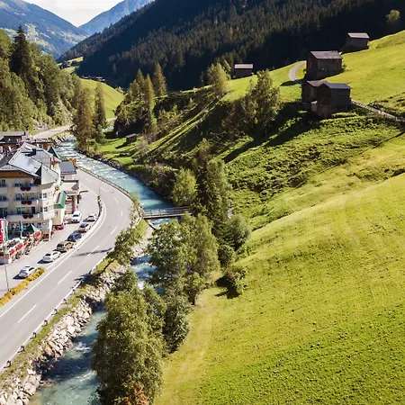 Hotel Höllroah-3