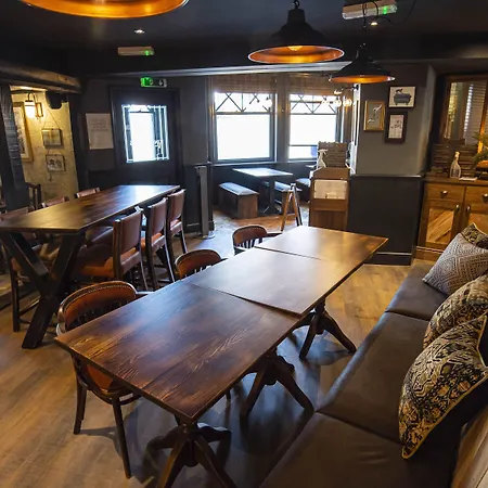 Kings Arms Hotel-3