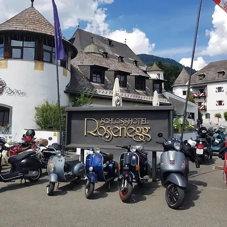 Family Hotel Schloss Rosenegg-3
