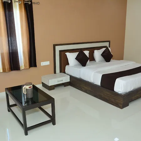Hotel Savera Palace-3