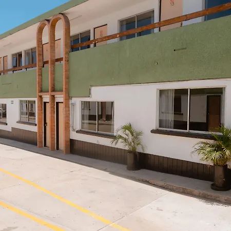 Hotel Zacatecas Courts-3