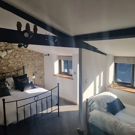Monkton Court House B&B-2