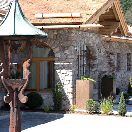 Hotel Am Schloss-3